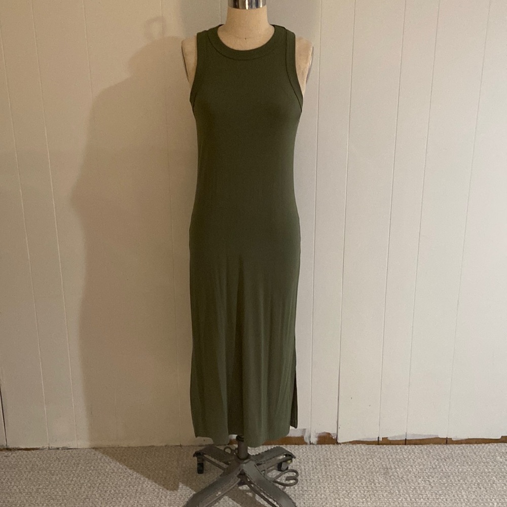 Banana Republic olive green knit midi dress